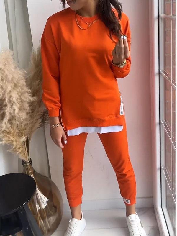 Agatta - Comfortable sweatshirt and trouser set for women